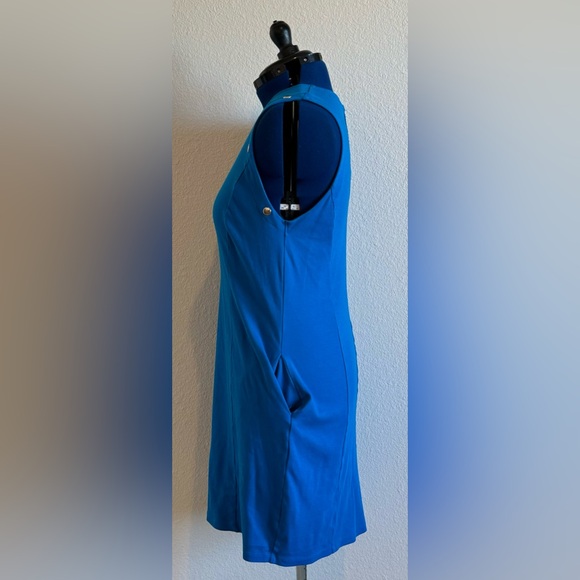 New York & Company dress with button accents. Keyhole button close. XL Blue - Picture 2 of 7